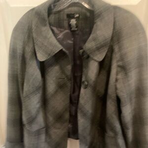 Ladies  Size Large East 5th  Grey and black blazer with  big buttons  like new